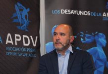 Chus Mateo elogia a Sergio de Larrea: «Está a un nivel excepcional porque ha dado los pasos adecuados”