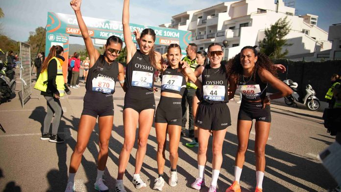 Equipo femenino del Vicky Foods