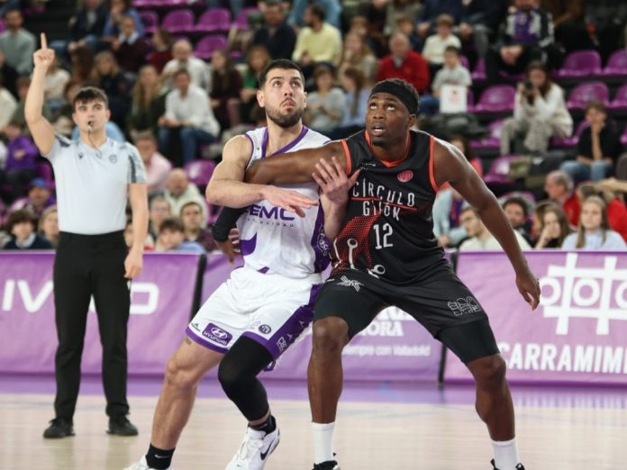 Montilla tuvo sus primeros minutos en Pisuerga