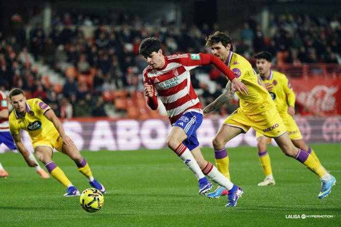 Partido entre el Granada y Real Valladolid