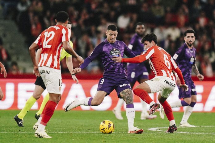 Marcos André, en el encuentro ante el Sporting en El Molinón