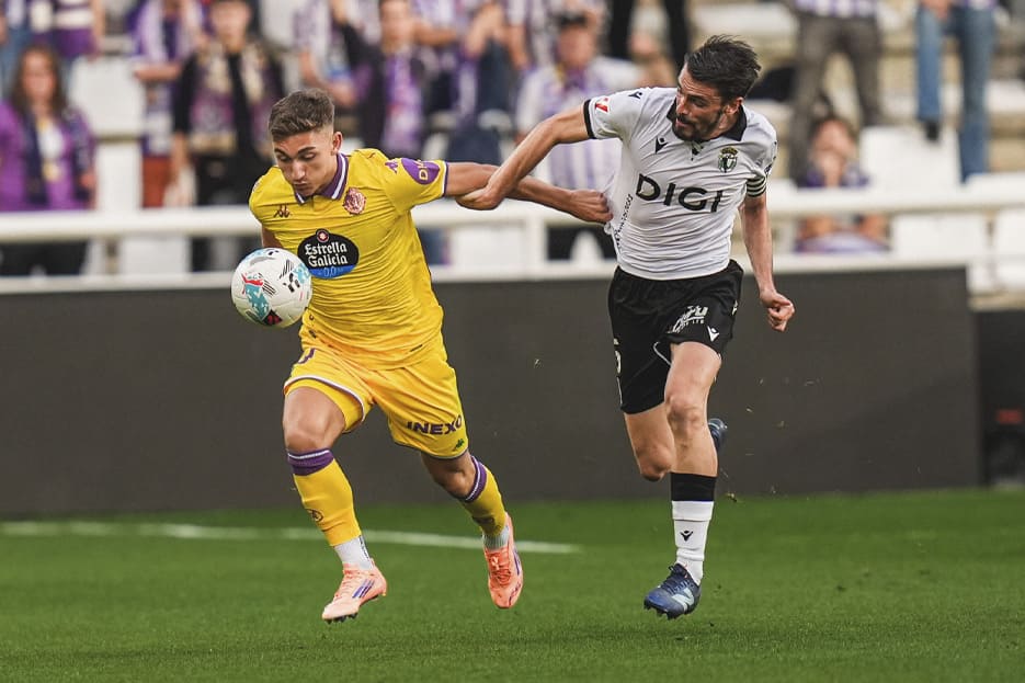 Partido de la primera vuelta entre Real Valladolid y Burgos