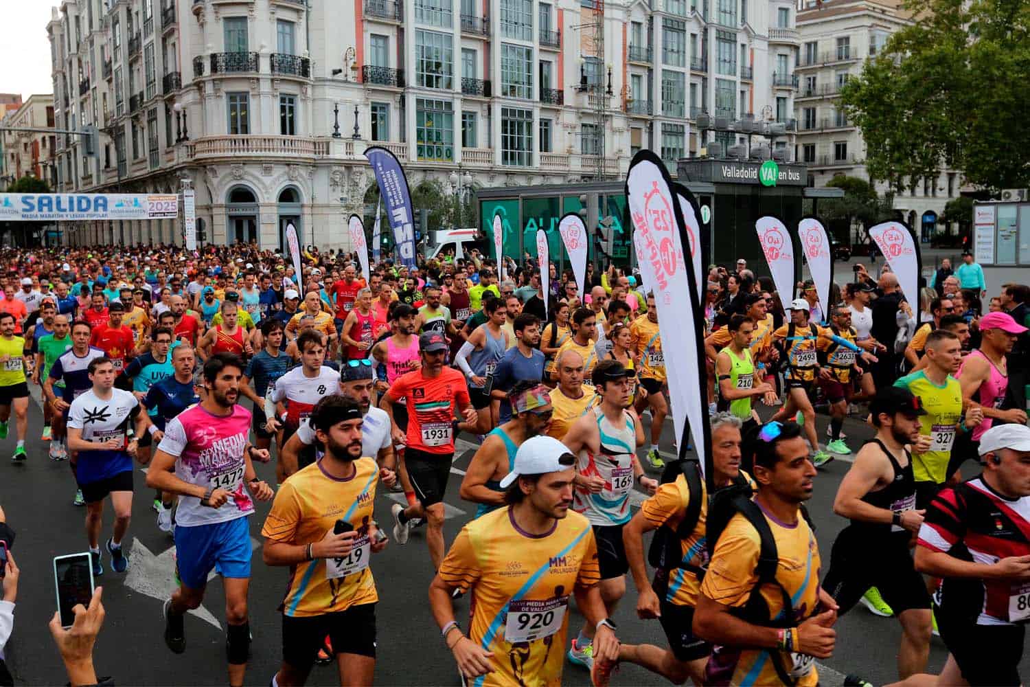 Salida de la Media maratón Valladolid 2025
