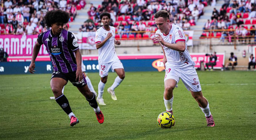 Partido en el Reino de León entre Cultural y Real Valladolid