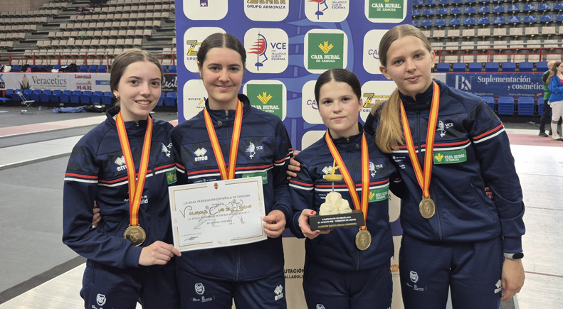 Equipo femenino infantil del VCE Equipo femenino infantil del VCE