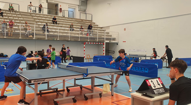 Partido de tenis de mesa disputado en Palencia