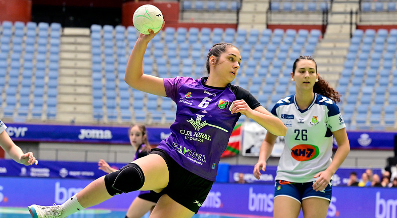 Partido entre el Cavidel Aula y Granollers en la final de la Minicopa