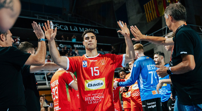 Ignacio Suárez con el Huesca Ignacio Suárez con el Huesca