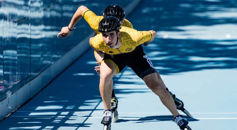Adrián Alonso en competición con Rolling Lemons