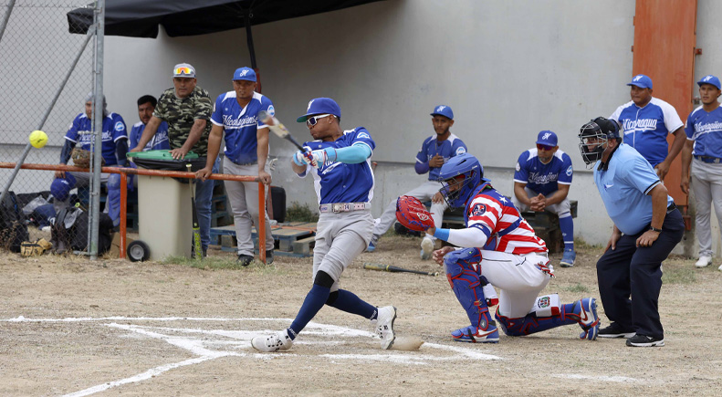 Bateo de un jugador de Nicaragua Bateo de un jugador de Nicaragua