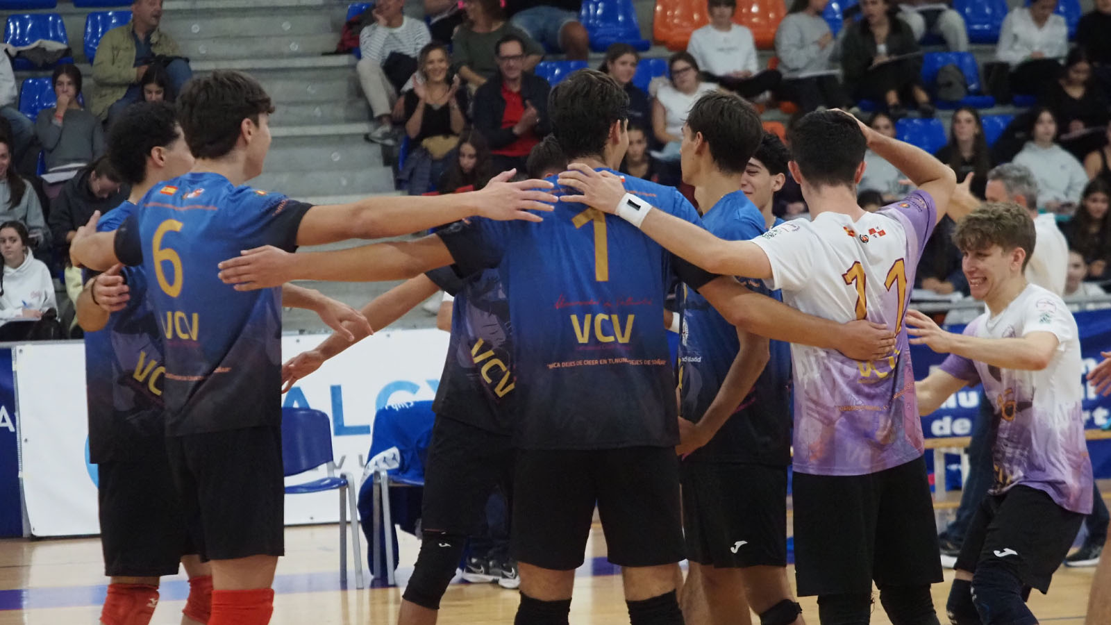 Celebración de un tanto del UVa VCV Celebración de un tanto del UVa VCV