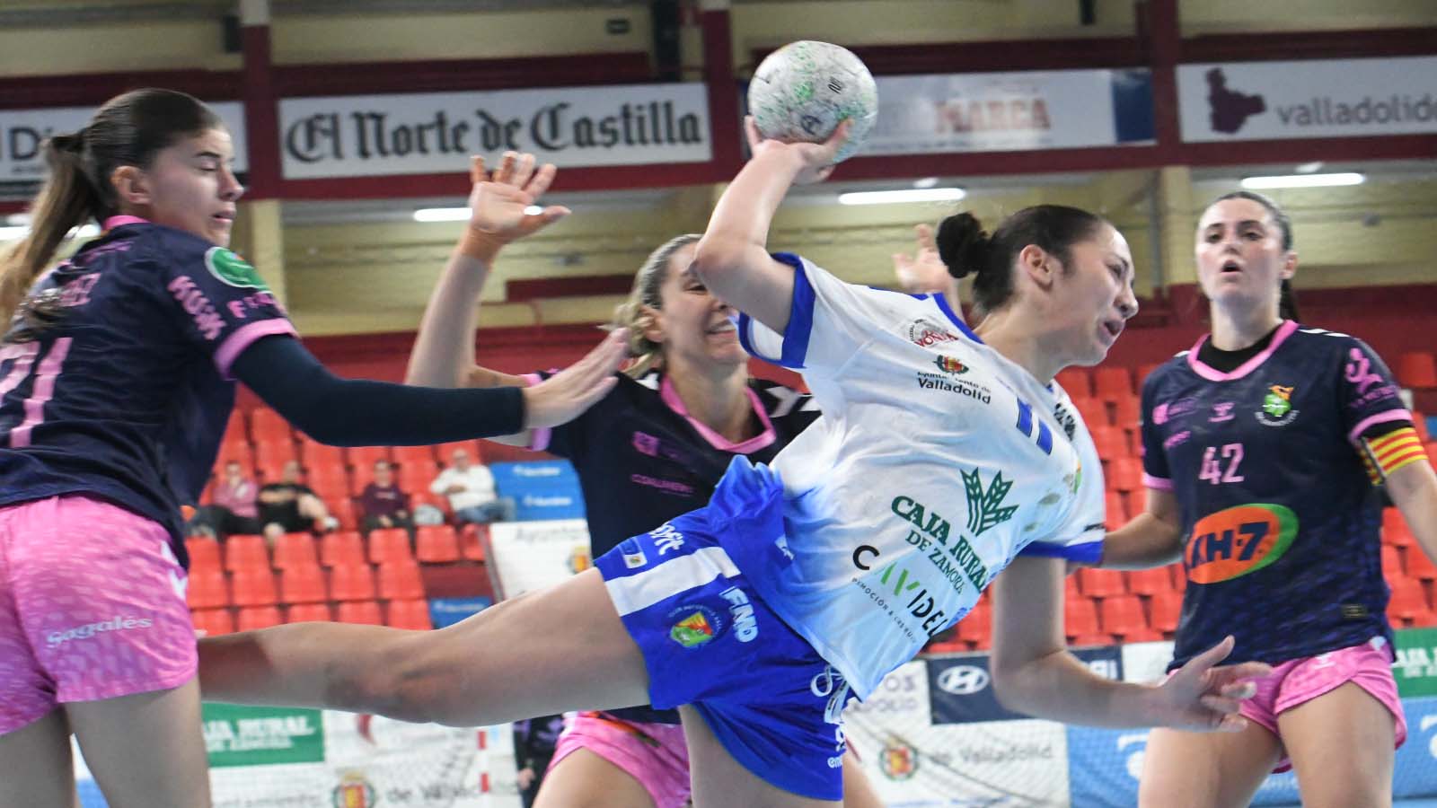 Partido de Copa de la Reina entre Aula y Granollers